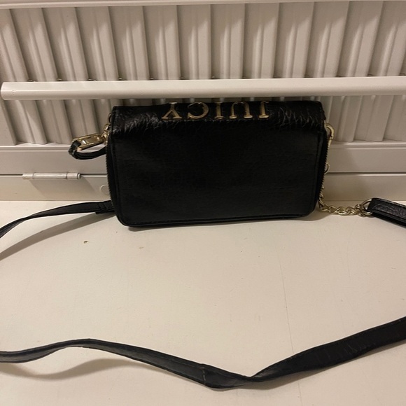 JUICY COUTURE • WALLETS AND CARDHOLDERS. Beautiful wallet with big logo in top - Picture 5 of 16